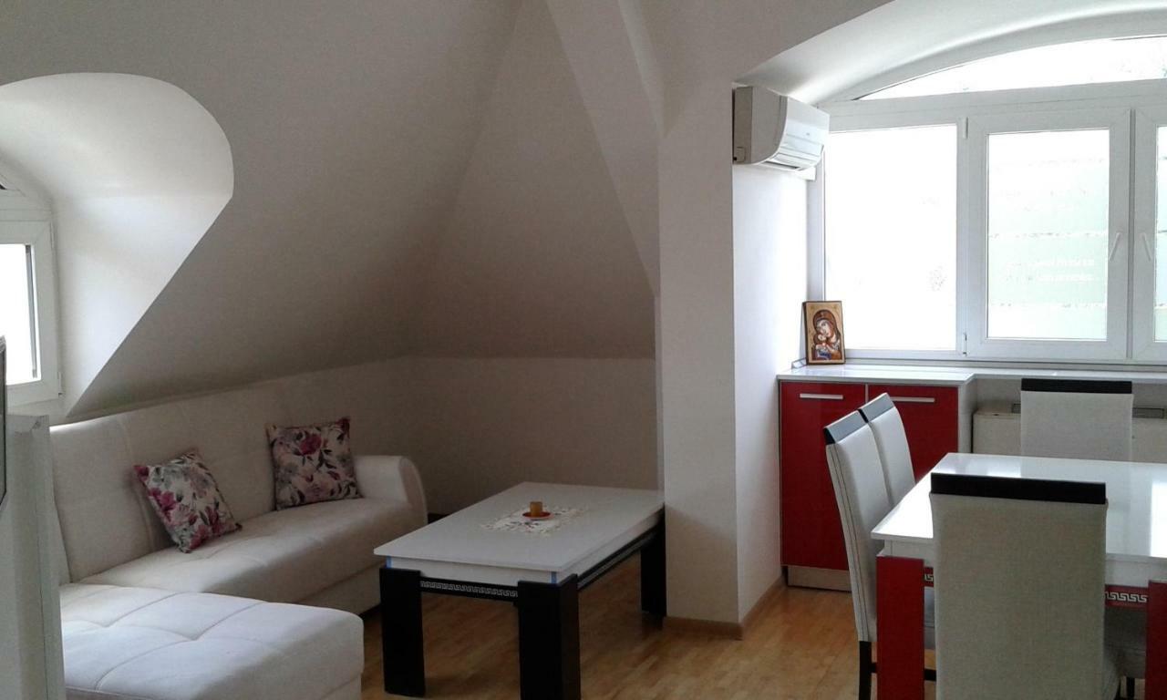 Apartment Sagittarius Kjustendil Exteriör bild
